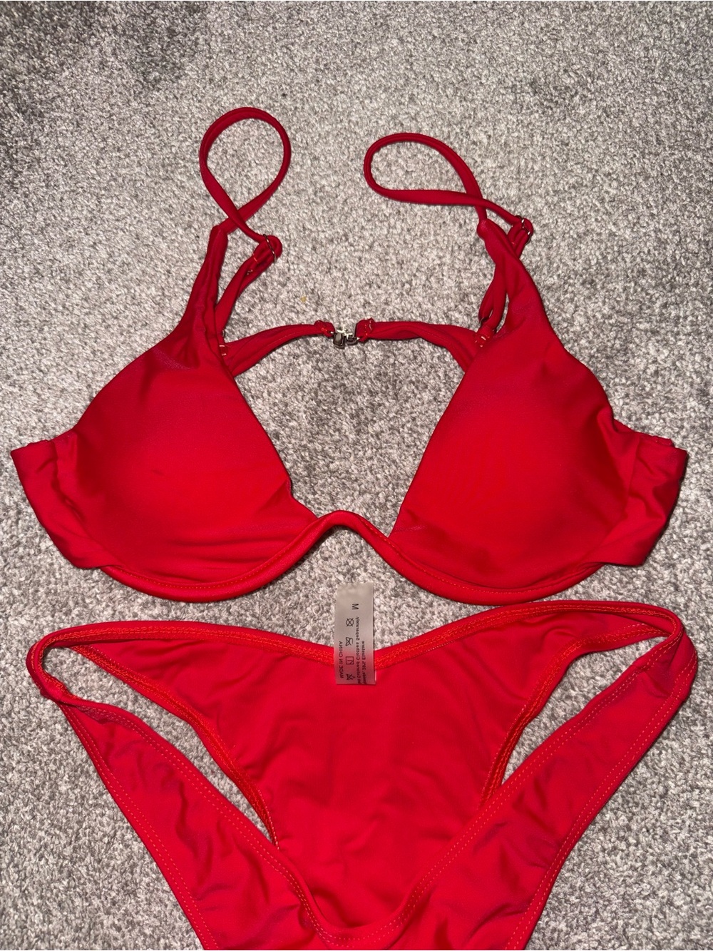 Red Bikini Set - Picture 4 of 4